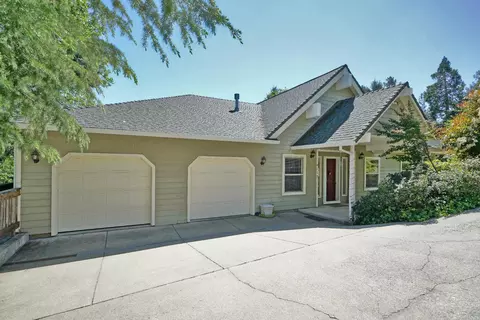 4117 Pearl Rd, Pollock Pines, CA 95726