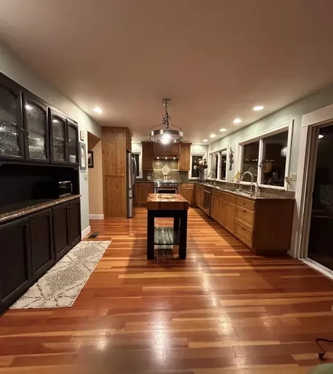 Kitchen - 563 Tanner Ct, Murphys, CA 95247 photo 3 of 5