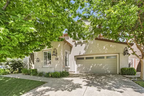 7708 Ocean Park Dr, Antelope, CA 95843