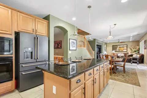 Kitchen - 7708 Ocean Park Dr, Antelope, CA 95843 photo 4 of 5