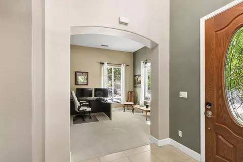 Entry Way - 7708 Ocean Park Dr, Antelope, CA 95843 photo 5 of 11