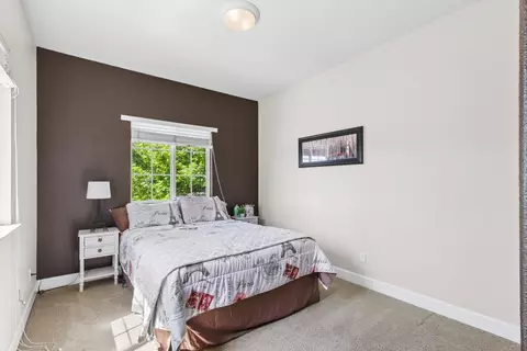 Bedroom - 7708 Ocean Park Dr, Antelope, CA 95843 photo 3 of 11