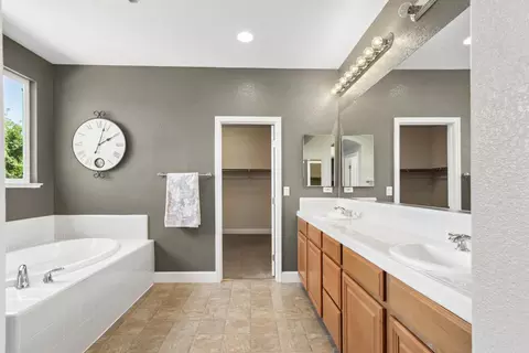 Entry Way - 7708 Ocean Park Dr, Antelope, CA 95843 photo 11 of 11
