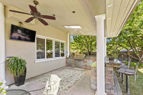 Exterior - 7708 Ocean Park Dr, Antelope, CA 95843 photo 6 of 13