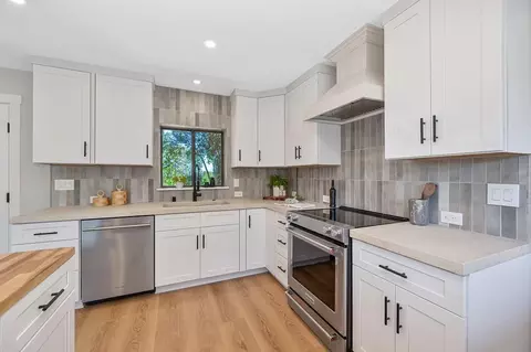 2636 Shirland Tract Rd, Auburn, CA 95603
