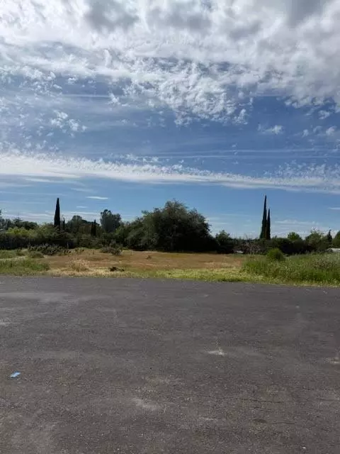 2694 La Crescenta Dr, Cameron Park, CA 95682