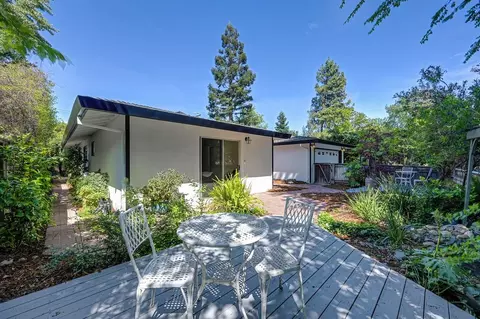 Exterior - 1509 Union Dr, Davis, CA 95616 photo 4 of 13
