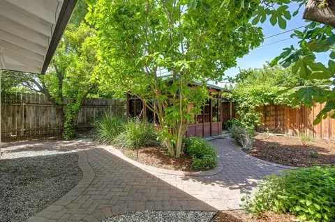 Exterior - 1509 Union Dr, Davis, CA 95616 photo 12 of 13