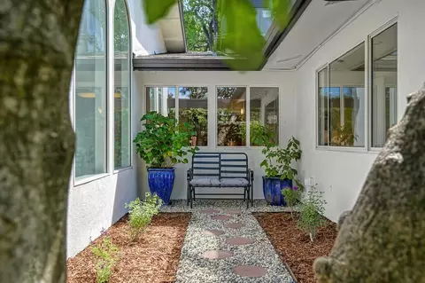 Exterior - 1509 Union Dr, Davis, CA 95616 photo 7 of 13
