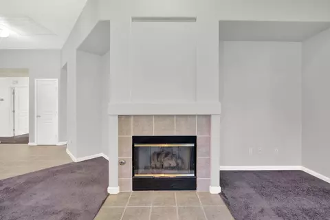 Living - 69 Reynolds Way, Lodi, CA 95242 photo 3 of 7