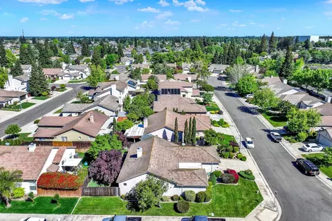 View/Area - 69 Reynolds Way, Lodi, CA 95242 photo 3 of 6