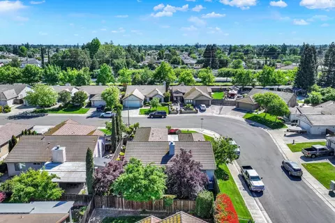 View/Area - 69 Reynolds Way, Lodi, CA 95242 photo 4 of 6