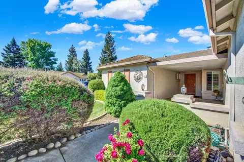 Exterior - 69 Reynolds Way, Lodi, CA 95242 photo 3 of 10