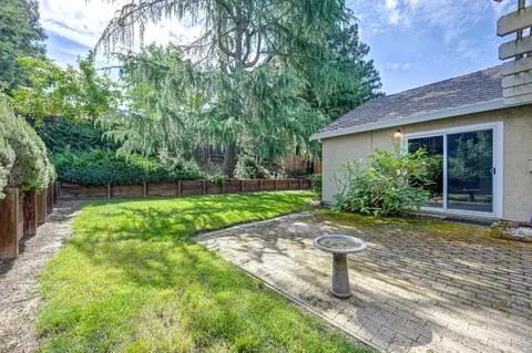 Exterior - 129 Rambling Dr, Folsom, CA 95630 photo 7 of 13