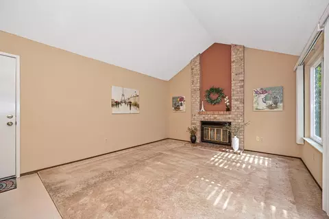 Living - 129 Rambling Dr, Folsom, CA 95630 photo 6 of 7