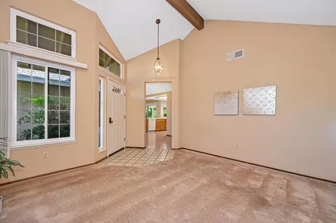 Entry Way - 129 Rambling Dr, Folsom, CA 95630 photo 4 of 5