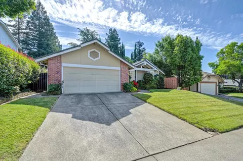 Exterior - 129 Rambling Dr, Folsom, CA 95630 photo 4 of 13