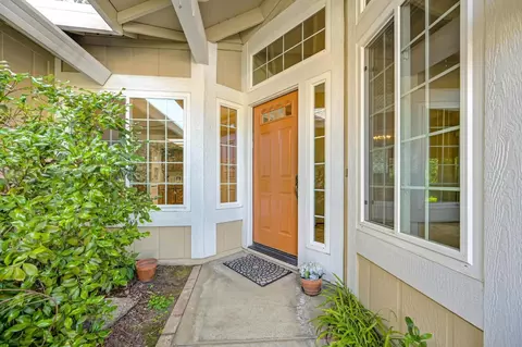 Entry Way - 129 Rambling Dr, Folsom, CA 95630 photo 1 of 5