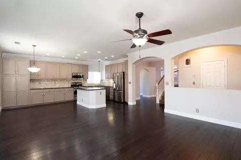 Living - 3601 Chant Dr, Modesto, CA 95355 photo 5 of 6