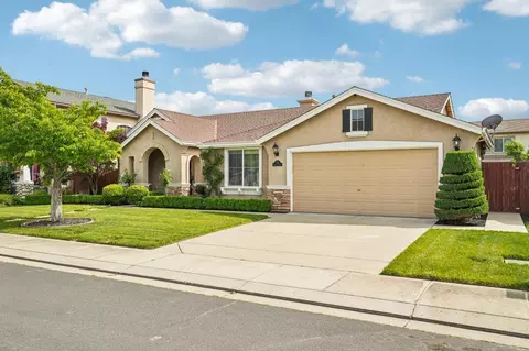 Exterior - 164 Legacy St, Manteca, CA 95337 photo 3 of 6