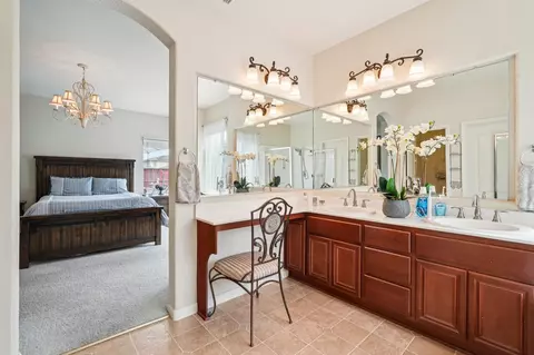 Bath - 164 Legacy St, Manteca, CA 95337 photo 4 of 4