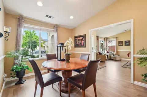 Dining - 164 Legacy St, Manteca, CA 95337 photo 3 of 3