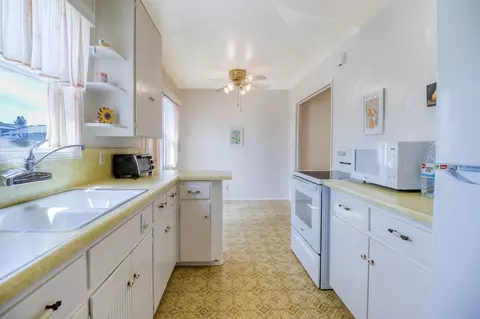Kitchen - 1612 Waverly Dr, Modesto, CA 95358 photo 1 of 3
