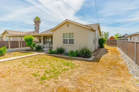 Exterior - 1612 Waverly Dr, Modesto, CA 95358 photo 2 of 6