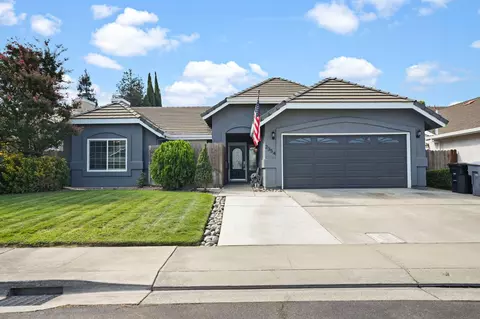 2354 Country Manor Dr, Riverbank, CA 95367