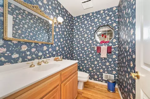 Bath - 2358 Deer Ravine Ct, Cool, CA 95614 photo 3 of 6