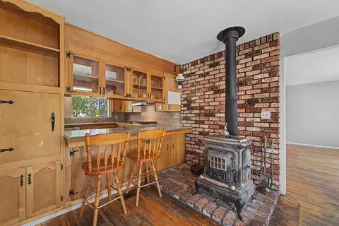 Kitchen - 1458 Gilstrap Ave, Gridley, CA 95948 photo 4 of 4