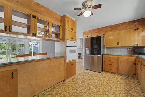 Kitchen - 1458 Gilstrap Ave, Gridley, CA 95948 photo 3 of 4