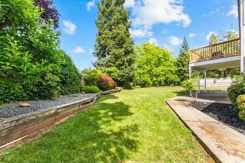 Exterior - 735 King Way, Folsom, CA 95630 photo 11 of 14