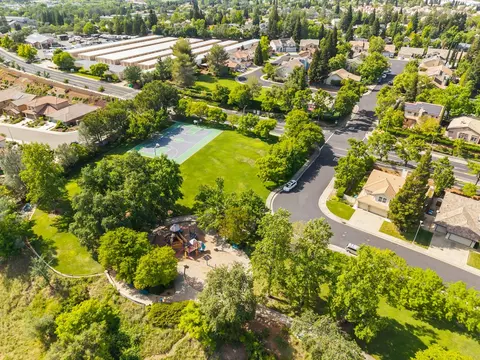 View/Area - 735 King Way, Folsom, CA 95630 photo 4 of 5