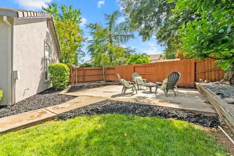 Exterior - 735 King Way, Folsom, CA 95630 photo 10 of 14
