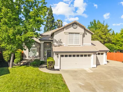 Exterior - 735 King Way, Folsom, CA 95630 photo 4 of 14