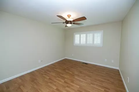 Bedroom - 302 Leveland Ln, Modesto, CA 95350 photo 5 of 8