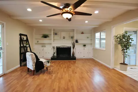 Living - 302 Leveland Ln, Modesto, CA 95350 photo 5 of 5