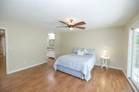 Bedroom - 302 Leveland Ln, Modesto, CA 95350 photo 2 of 8