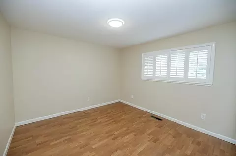 Bedroom - 302 Leveland Ln, Modesto, CA 95350 photo 7 of 8