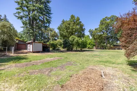 Exterior - 4919 E Morada Ln, Stockton, CA 95212 photo 17 of 24