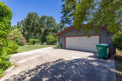 Exterior - 4919 E Morada Ln, Stockton, CA 95212 photo 6 of 24