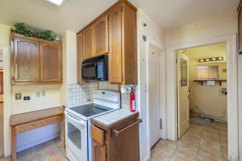 Kitchen - 4919 E Morada Ln, Stockton, CA 95212 photo 2 of 3