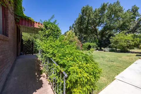 Exterior - 4919 E Morada Ln, Stockton, CA 95212 photo 10 of 24