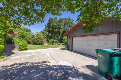 Exterior - 4919 E Morada Ln, Stockton, CA 95212 photo 8 of 24