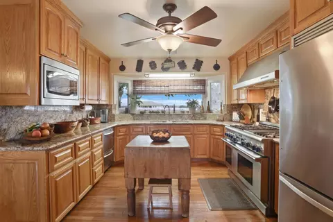 Kitchen - 5850 W Durham Fry, Tracy, CA 95304 photo 1 of 7