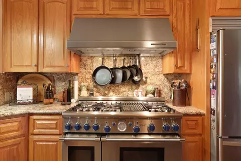 Kitchen - 5850 W Durham Fry, Tracy, CA 95304 photo 5 of 7