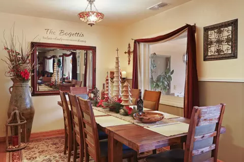 Dining - 5850 W Durham Fry, Tracy, CA 95304 photo 4 of 4