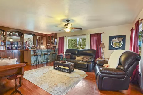 Living - 5850 W Durham Fry, Tracy, CA 95304 photo 6 of 6