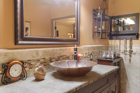 Bath - 5850 W Durham Fry, Tracy, CA 95304 photo 5 of 9